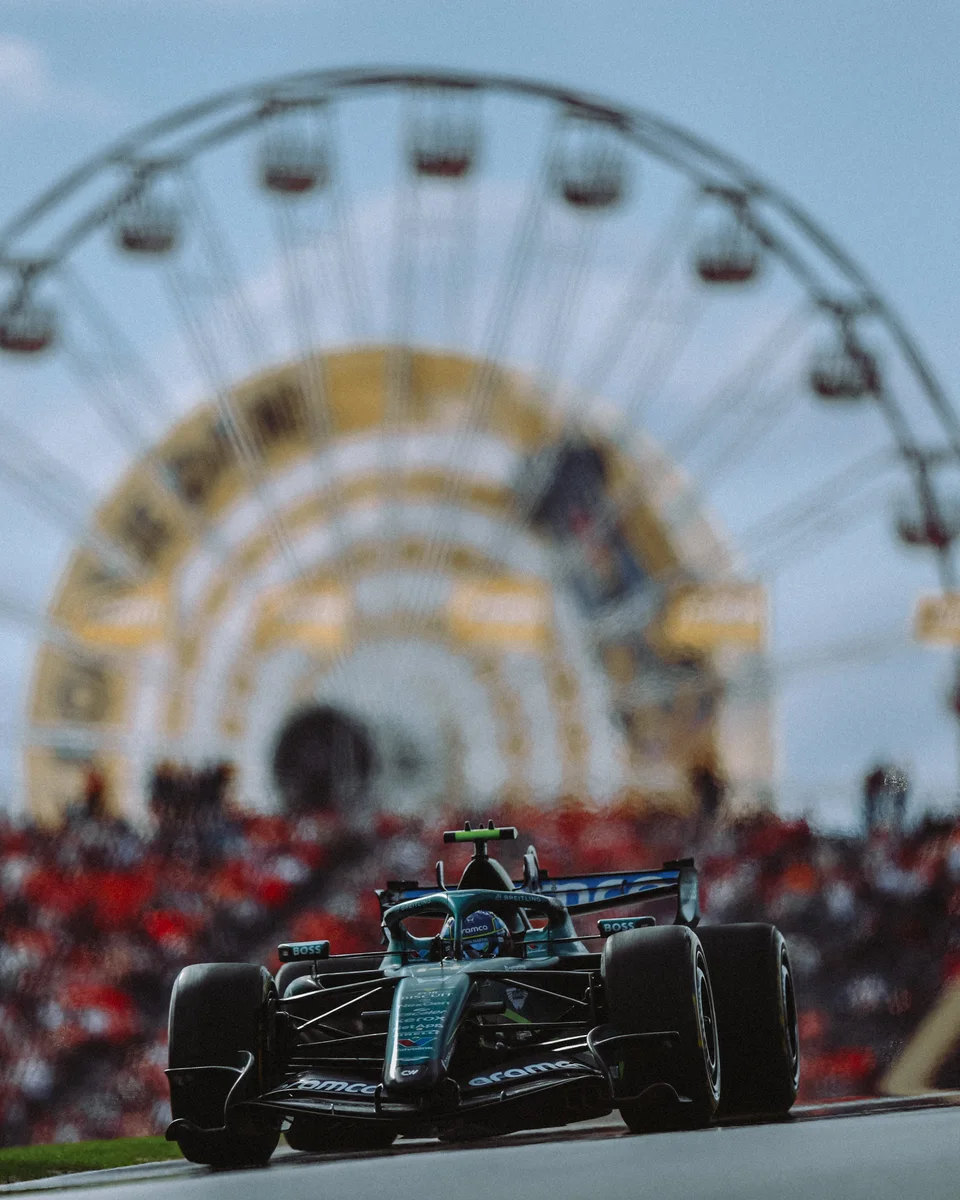 Fernando Alonso sulla Aston Martin AMR26 durante il venerdì del Gran Premio d'Olanda 2026